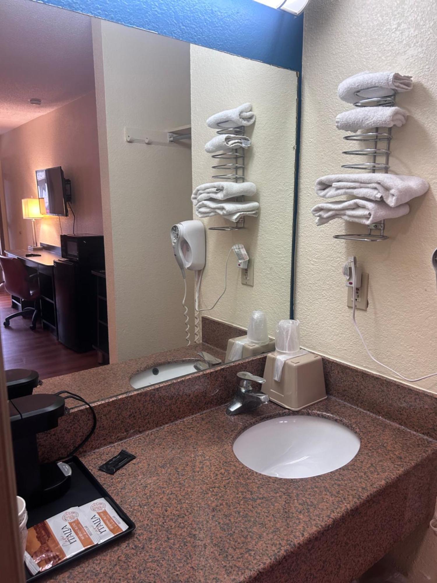 Americas Best Value Inn Dayton Eksteriør bilde